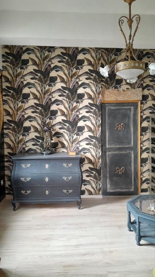 Appartement Authentique Au Bord Du Fleuve Herault Agde Esterno foto